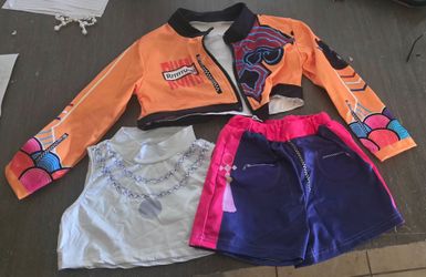 Kids rumi costume size small