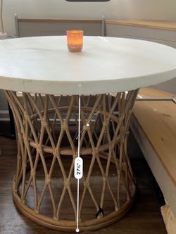 Round table