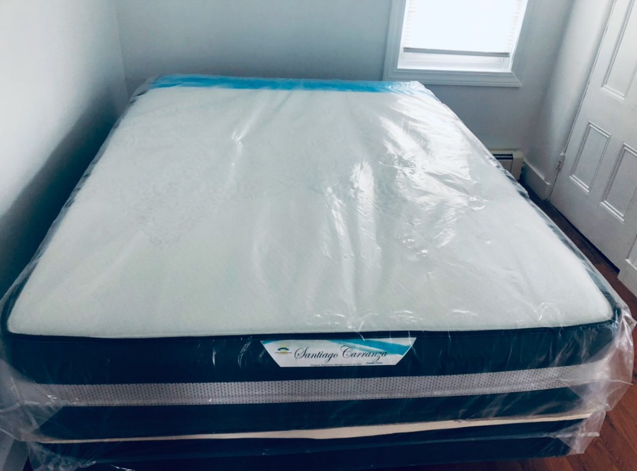 Set Queen Size Mattress And Box Thick New In Plastic Delivery Available 