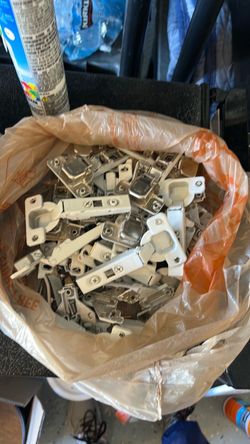 Self Closing Cabinet Hinges