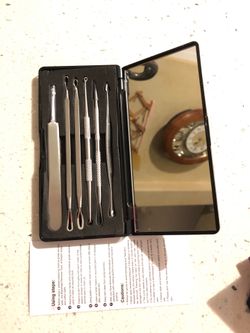 Blackhead remover.
