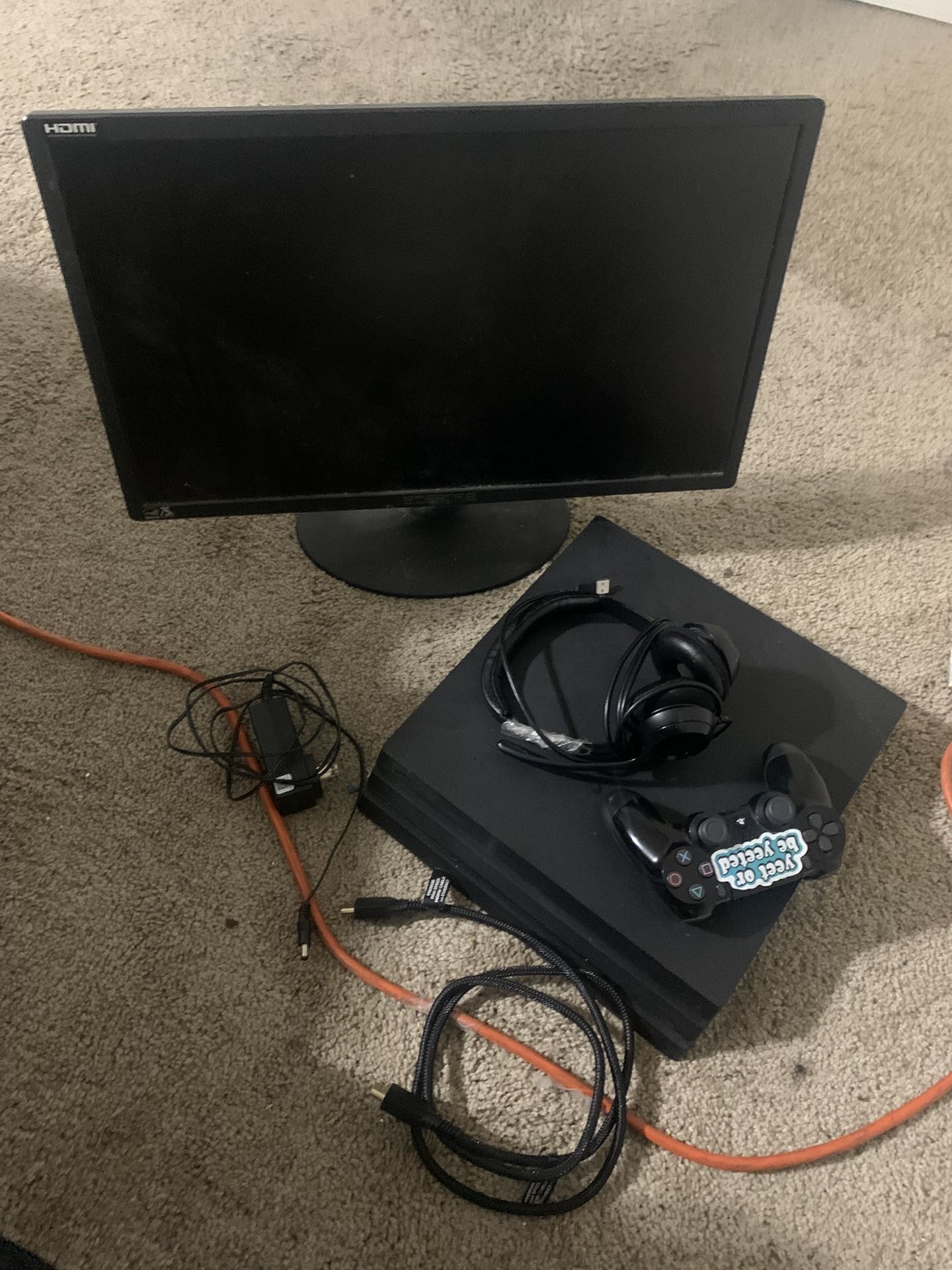 PS4 Pro And Spectre Monitor
