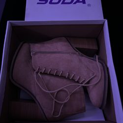 Soda Heel Boots 