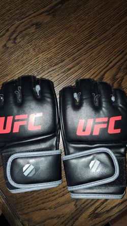 UFC gloves Womens L/XL