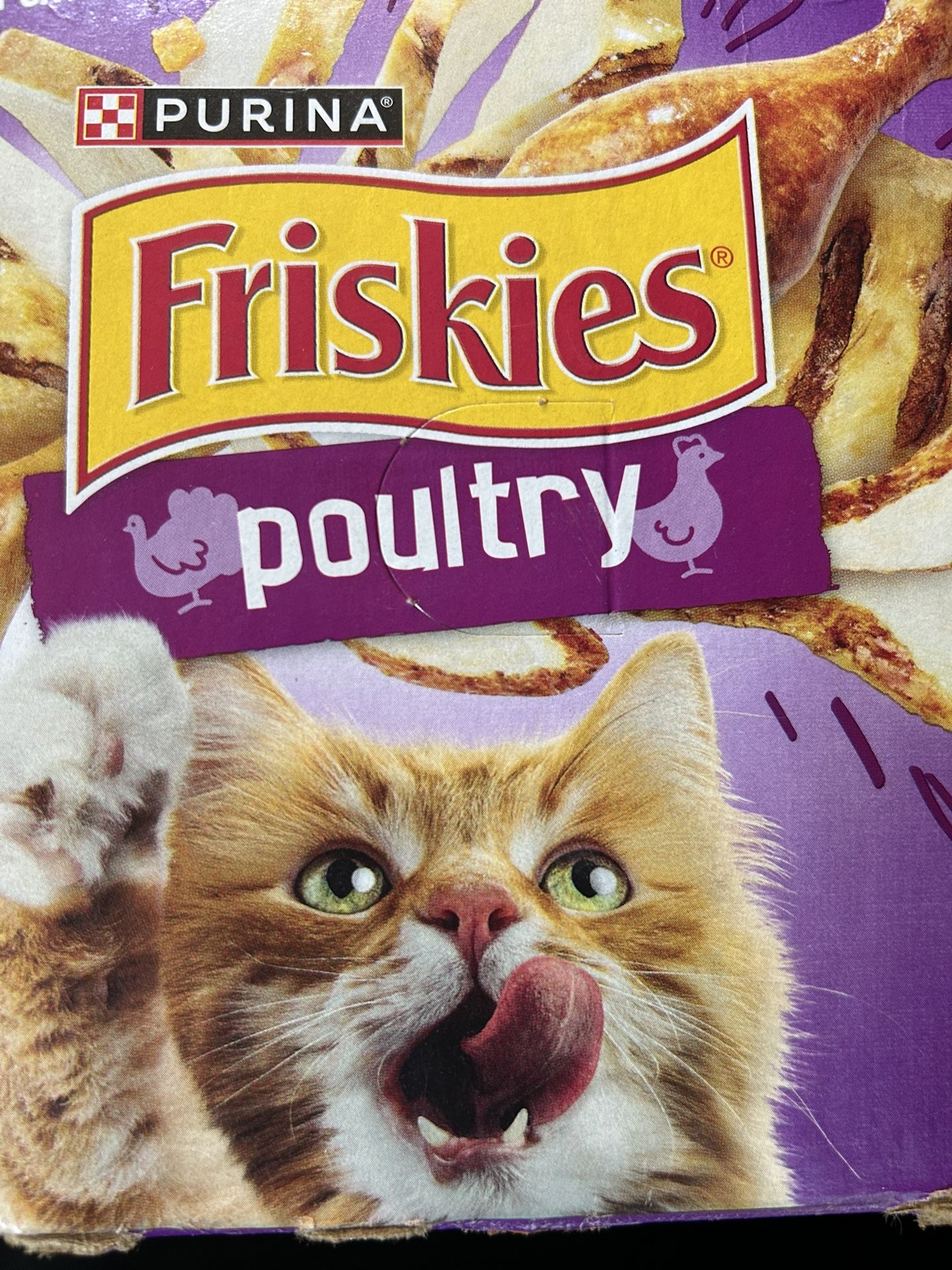 Purina  Friskies Cat Food : 32 Cans