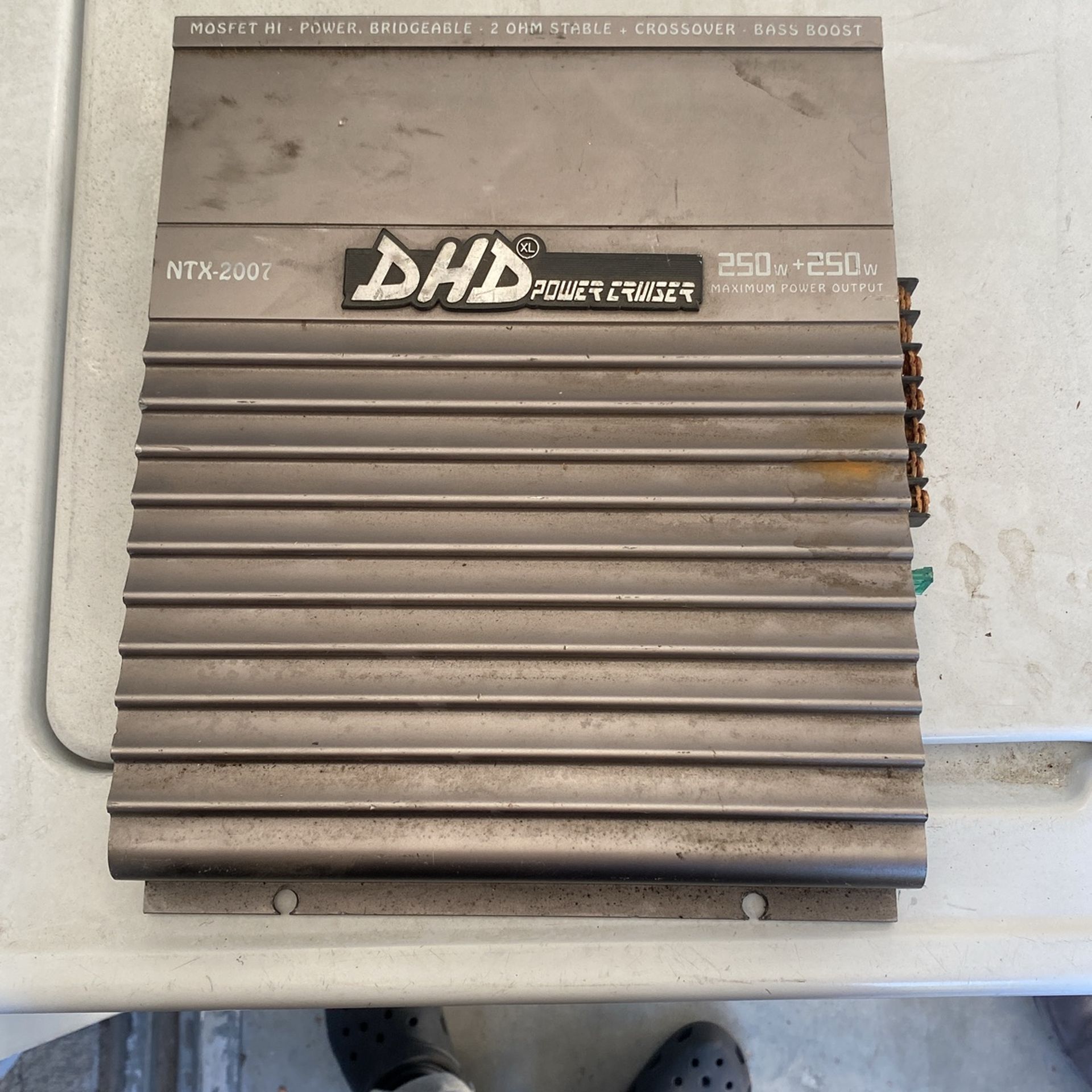car amplifier