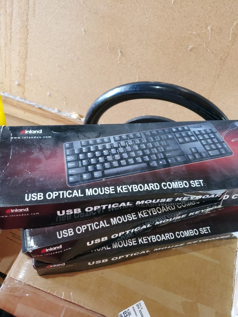 Brand New Inland computer keyboard and usb mouse