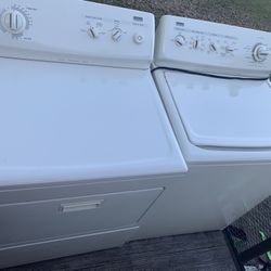 Kenmore Washer And Dryer Set 