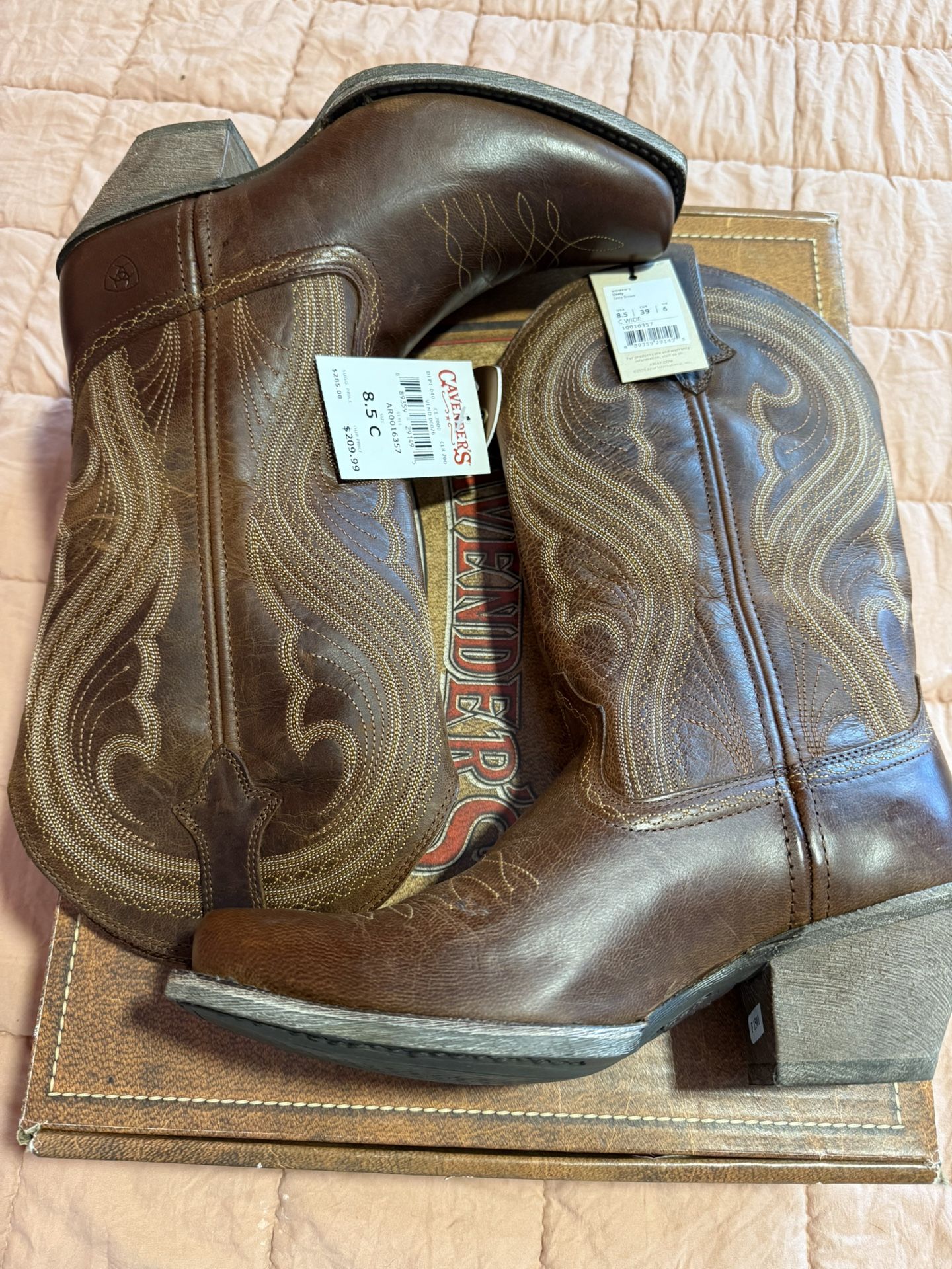 Ariat Women’s Square Cowboy Boots