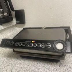 Electric Grill. 