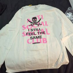 Antisocial Collaboration With The Neighborhood