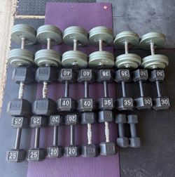 Dumbbells (10-70lb set)
