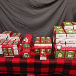 Hallmark Ornaments In Bulk !!