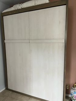 Queen Size Murphy Bed - Space Saving Wall Bed