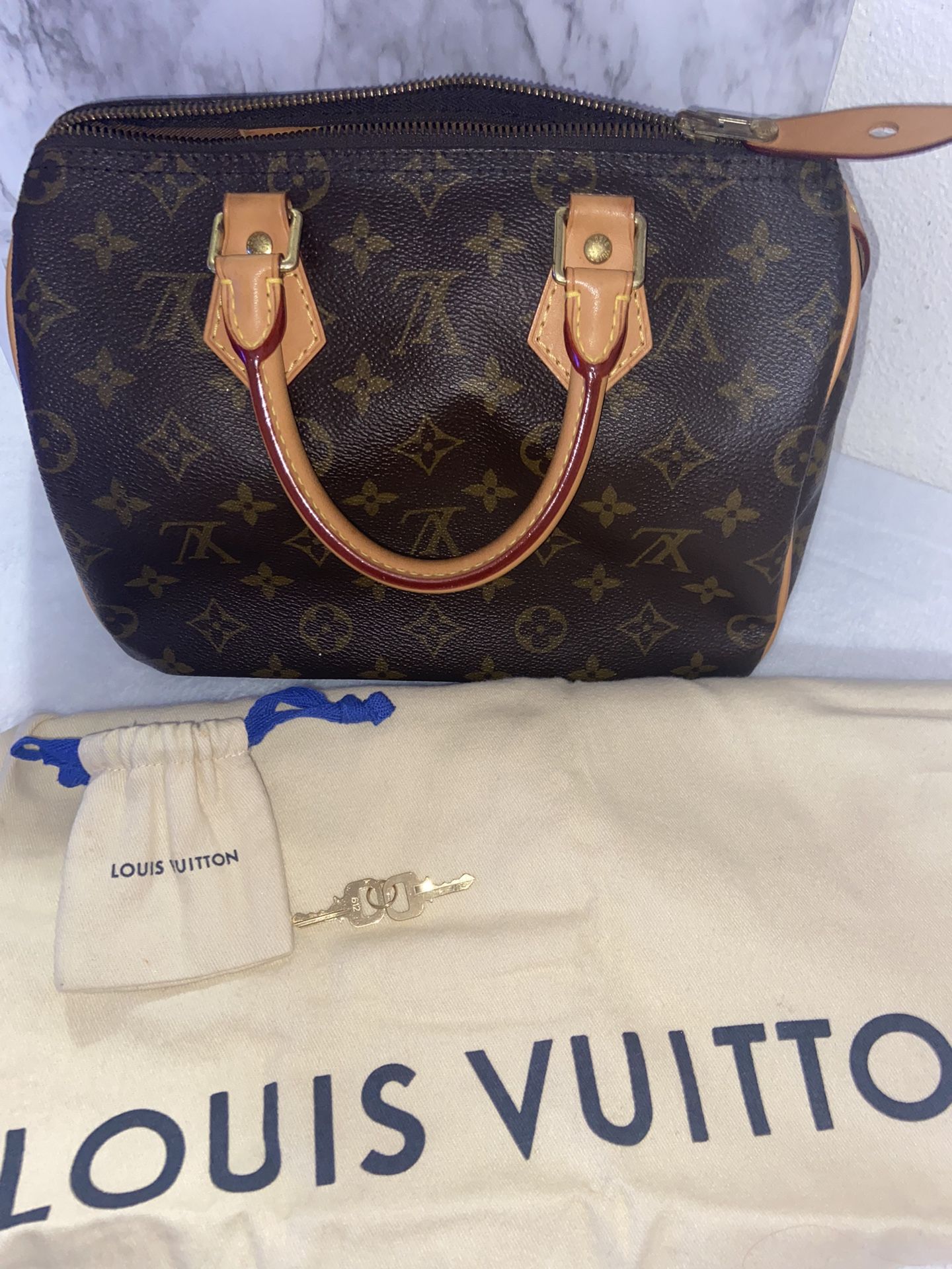 Louis Vuitton Speedy25 