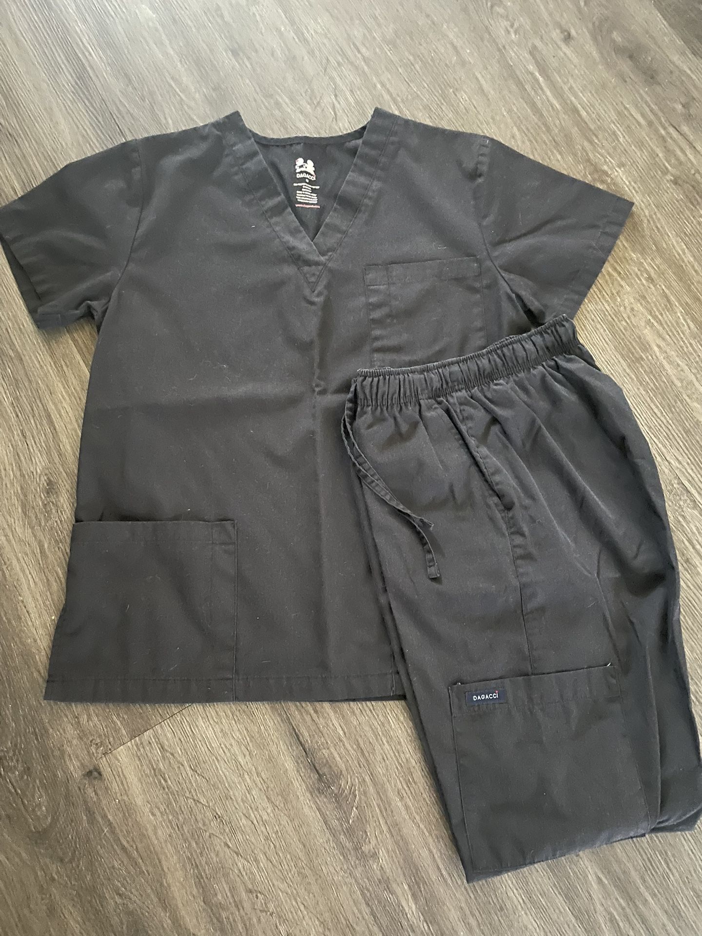 Black XS Women’s Scrubs