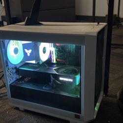 Mini ATX 1440p Gaming PC