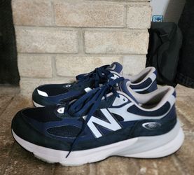 New balance 990v6 Running Shoes Size 13 Men's