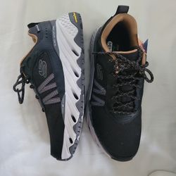 Brand New , Very Light Size 9.5