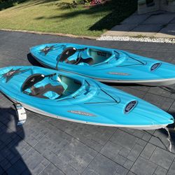 Pair of pelican kayak sit in 10 ft with paddle ( brand new ) never been in water