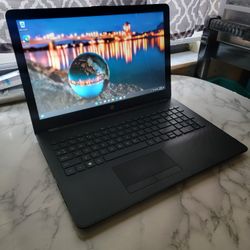 HP Pavilion 15.6" Touchscreen 😃 Laptop  Quad Core 8GB 500GB SSD