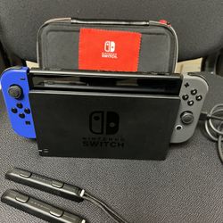 Nintendo Switch With Console And 10 Games. 