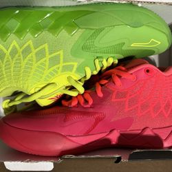 MB.01 Rick And Morty Size 8 Brand New