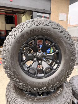 Dodge Ram Wheels  $1,150 🔥