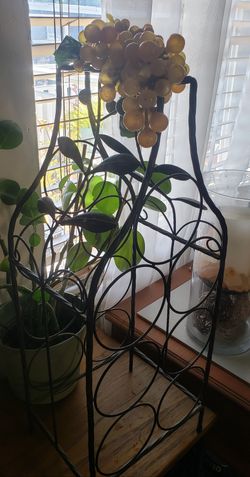 Iron wine rack
