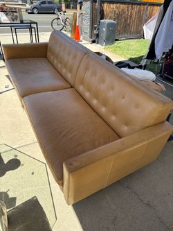 Room & Board Wells 89” Genuine Leather Sofa – American Leather