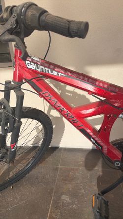 Dynacraft 18 speed youth bike