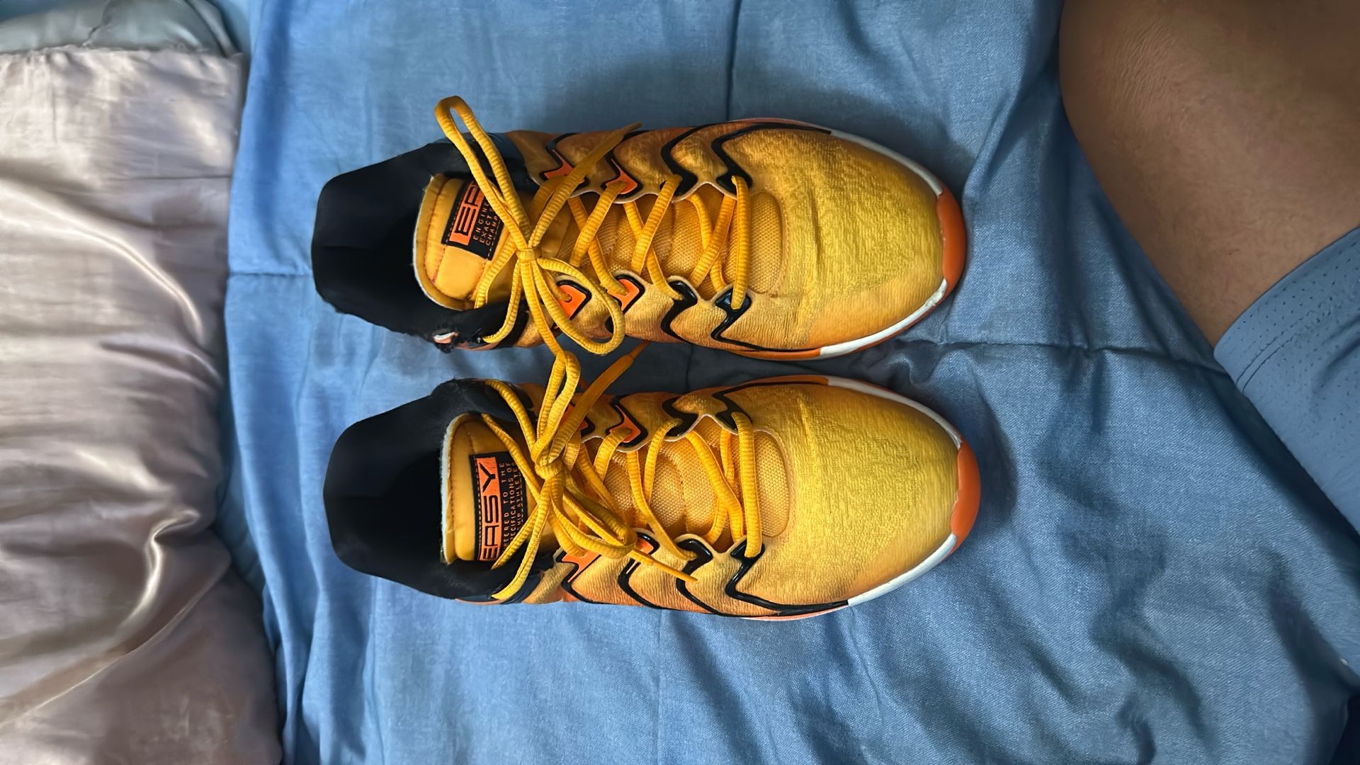 KD 17s Size 11