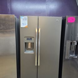 G.E Side By Side Refrigerator 