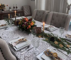 Farm table