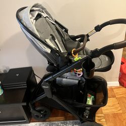 Graco Premier Nest 3-in-1 Travel System + Collapsible Carry Cot Bassinet — Like New!