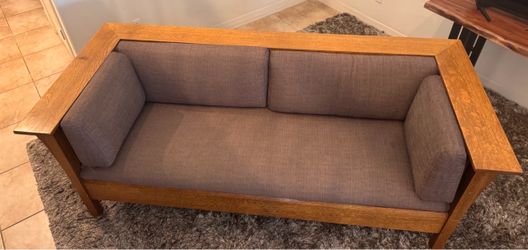 Stickley Prairie Settle Sofa