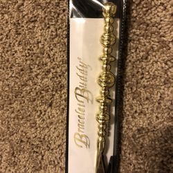 Brand new bracelet buddy