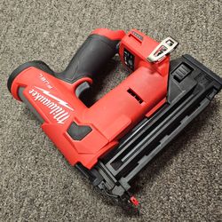 MILWAUKEE FUEL M12 18GAUGE FINISH NAILER (TOOL-ONLY)
