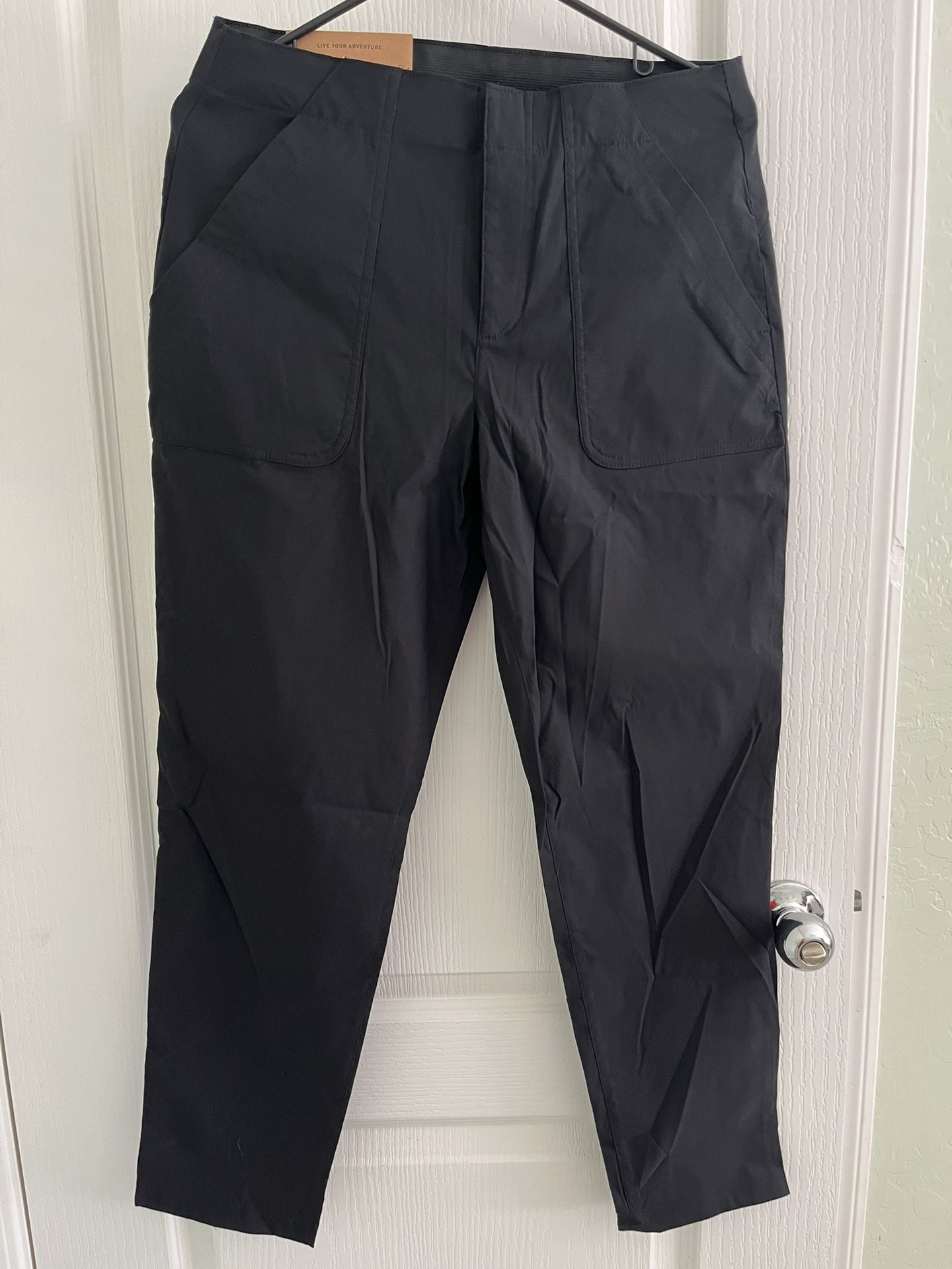 Eddie Bauer NWT ankle Pant