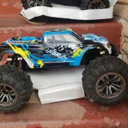 rc cars muy rápidos y divertidos para el día de hoy por ser el día de nuestros bb día del niño 80 dls