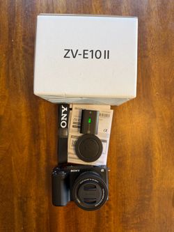 Sony ZV-E10 II with Kit Lens