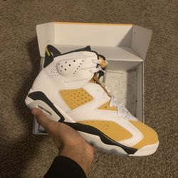 Jordan 6 “Yellow ochre”