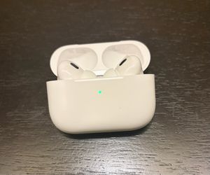 Apple AirPods Pro (2nd Generation) - Excellent condition