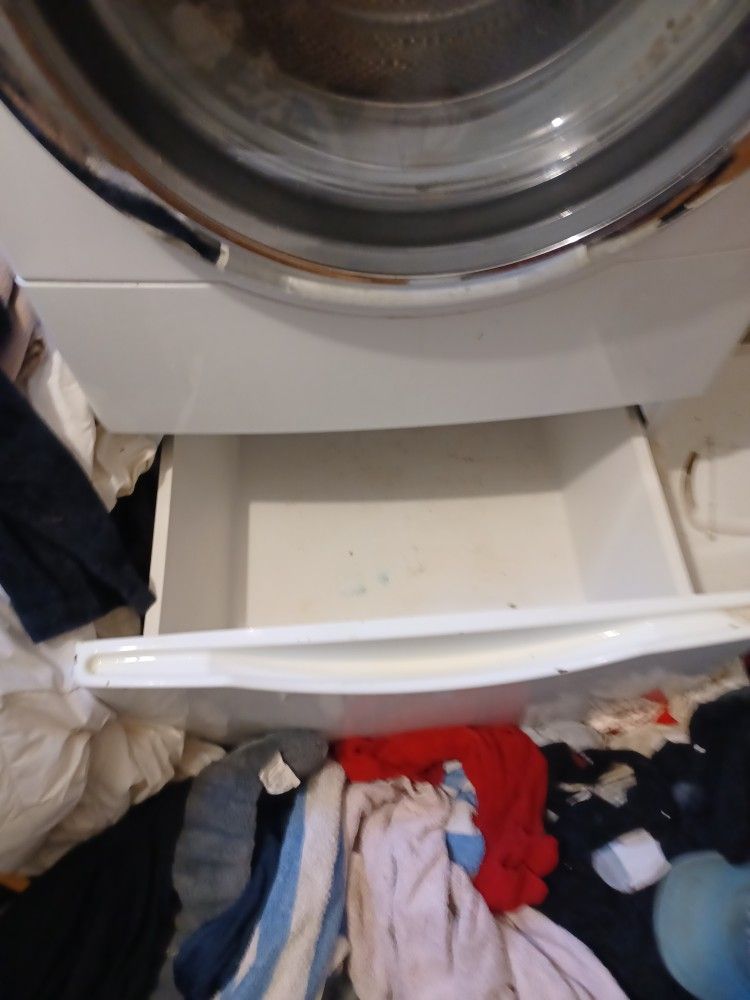 Bosch Front Loading Washer for Sale in Jamestown, NC OfferUp