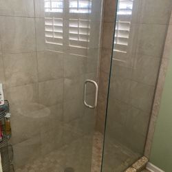 Glass Shower- Tub Enclosure