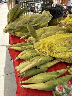 Elotes Mexicanos A $12 La Dozenas 