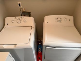 GE Washer and Dryer Set