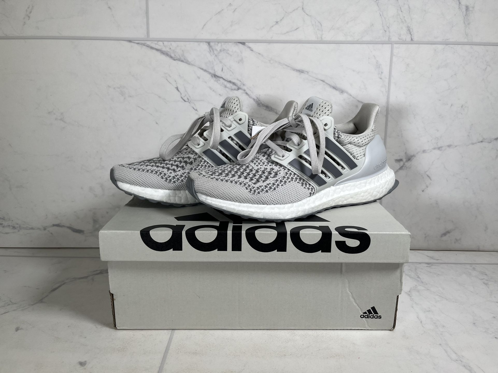 Adidas Ultra boosts 1.0 Shoes Size 5 (A1G007536)