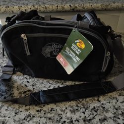 BASS PRO SHOPS CATCH ALL GEAR BAG