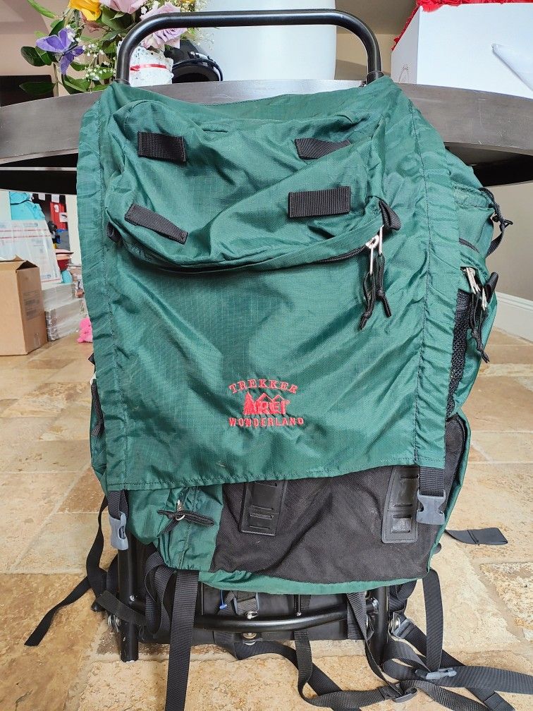 Extra Large REI Trekker Wonderland 80L Hiking Backpack